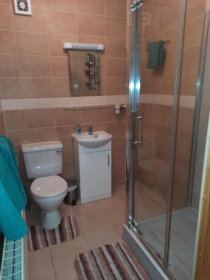 Country Cottage B&B Crossakeel ภายนอก รูปภาพ