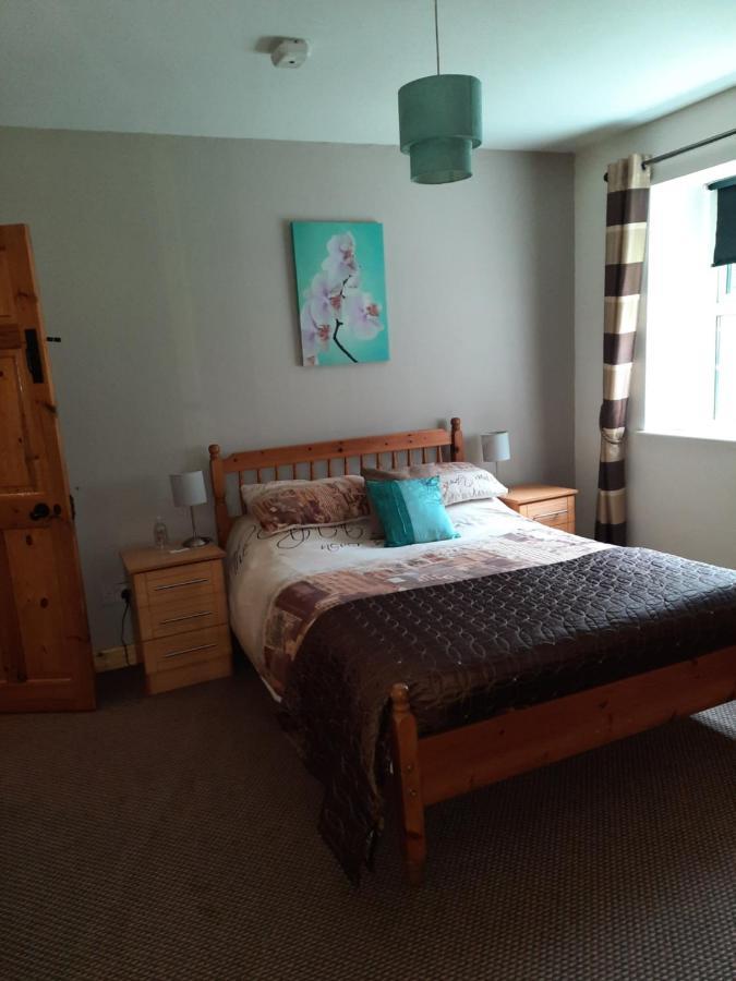 Country Cottage B&B Crossakeel ภายนอก รูปภาพ
