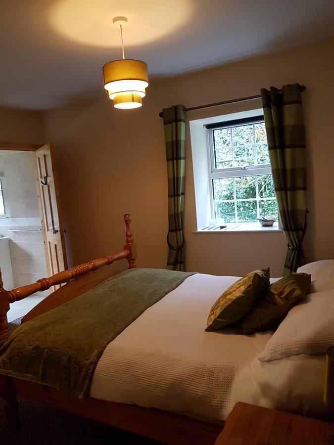 Country Cottage B&B Crossakeel ภายนอก รูปภาพ